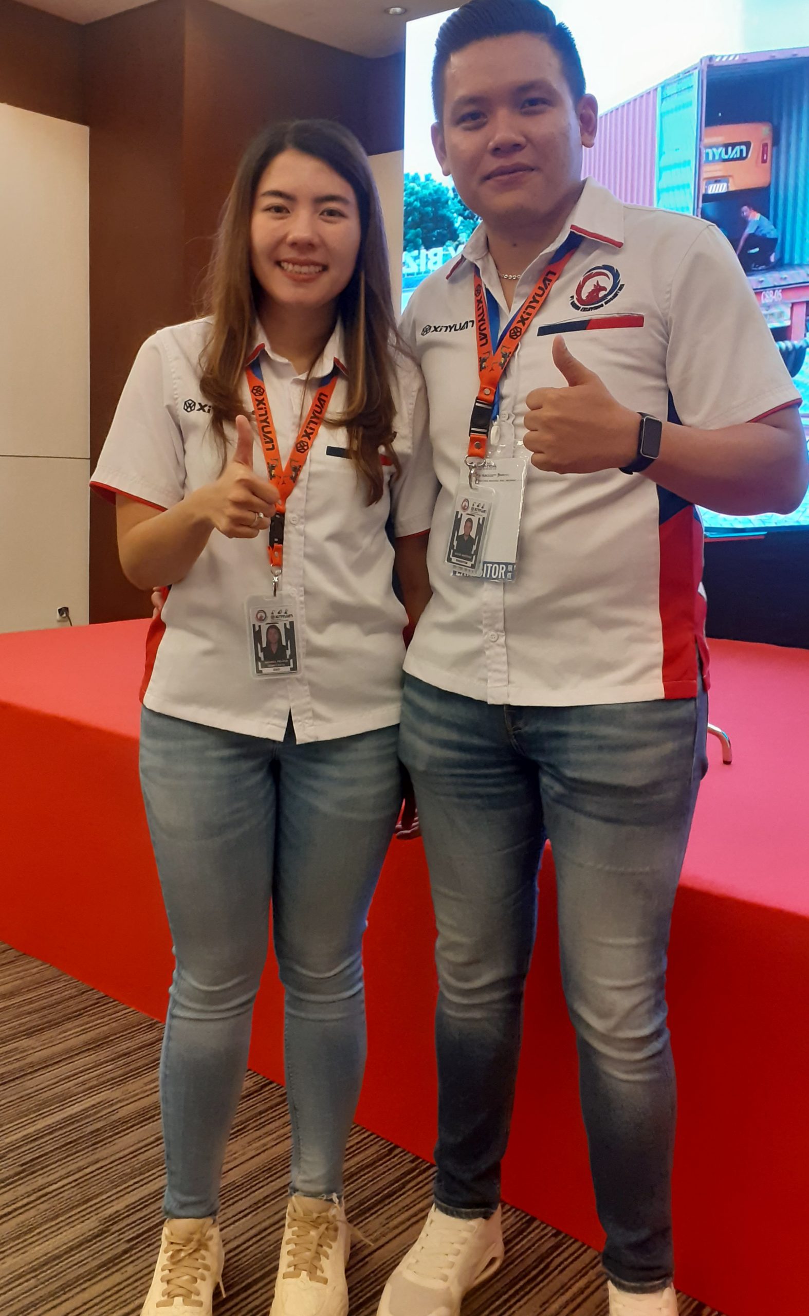 Excavator Modern Sangat Membantu Segala Pekerjaan